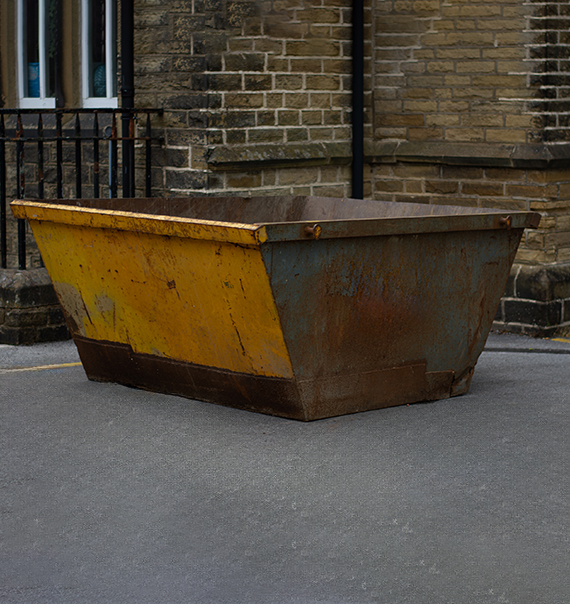 2 Yard Skip Hire for Small Projects in Dewsbury